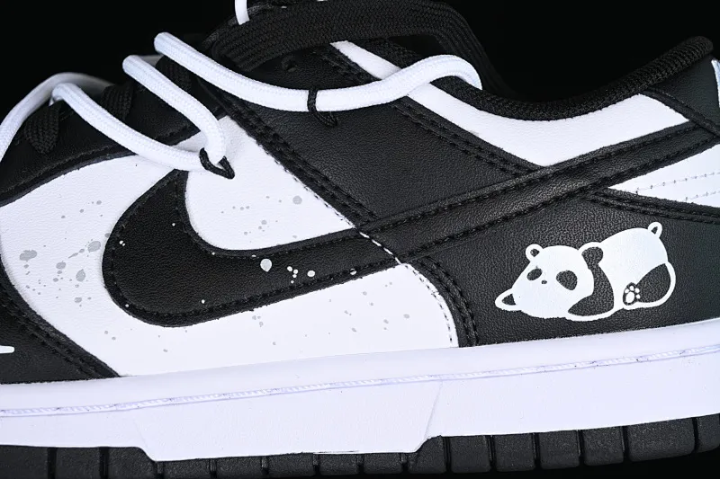 All categories Nk SB Dunk series Nk SB Dunk Low low-top sneakers CS version Nk Dunk Low "Panda" black and white panda customized version of deconstructed strap casual sneakers CW1590-100